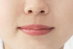 メスを使わないフェイスリフトを希望するなら